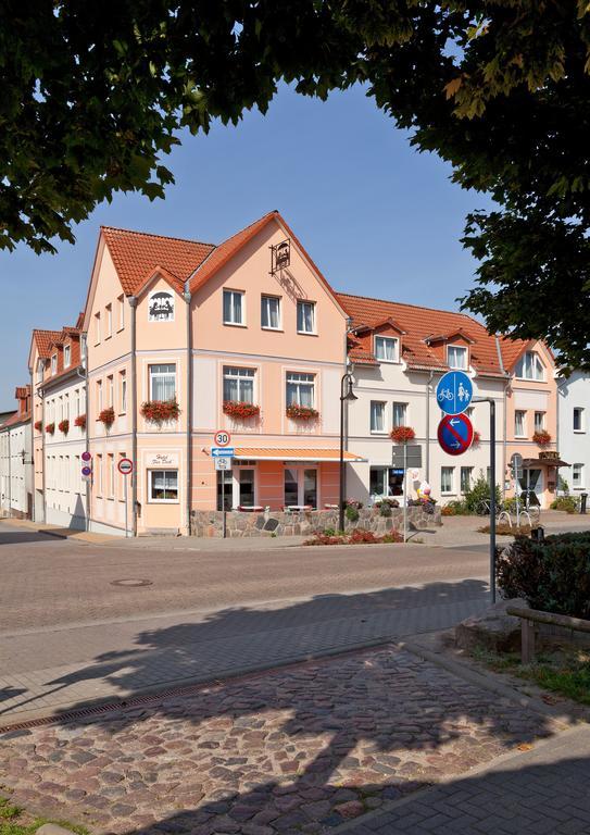 Hotel Fuer Dich Варен Екстериор снимка