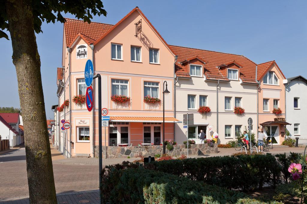 Hotel Fuer Dich Варен Екстериор снимка