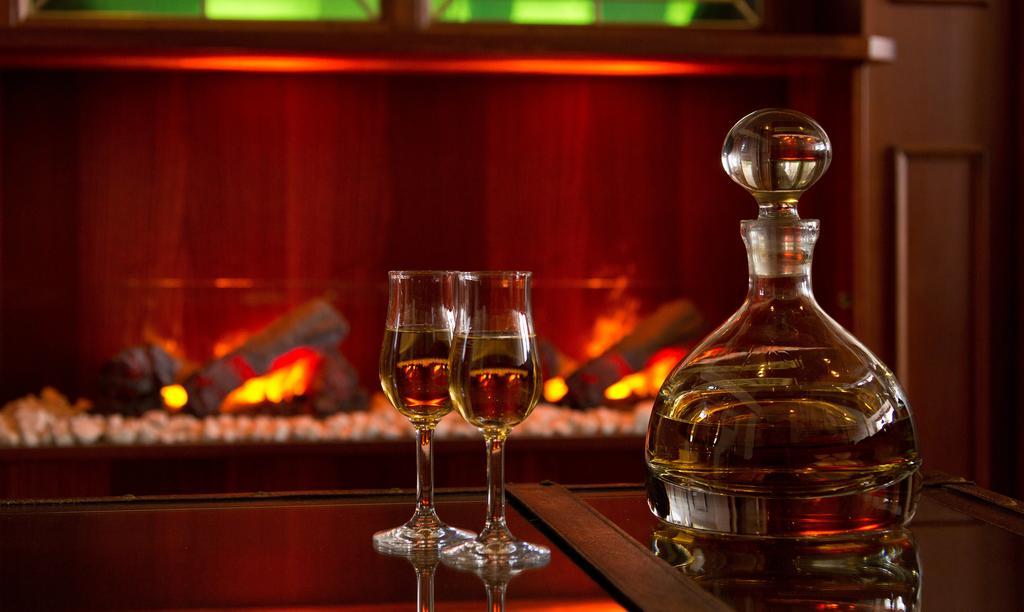 Hotel Fuer Dich Варен Екстериор снимка