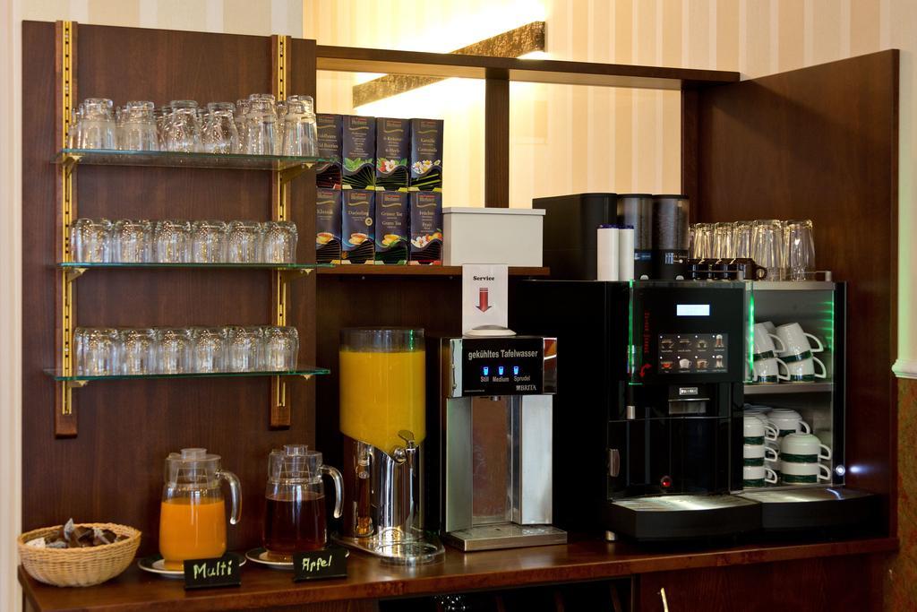 Hotel Fuer Dich Варен Екстериор снимка
